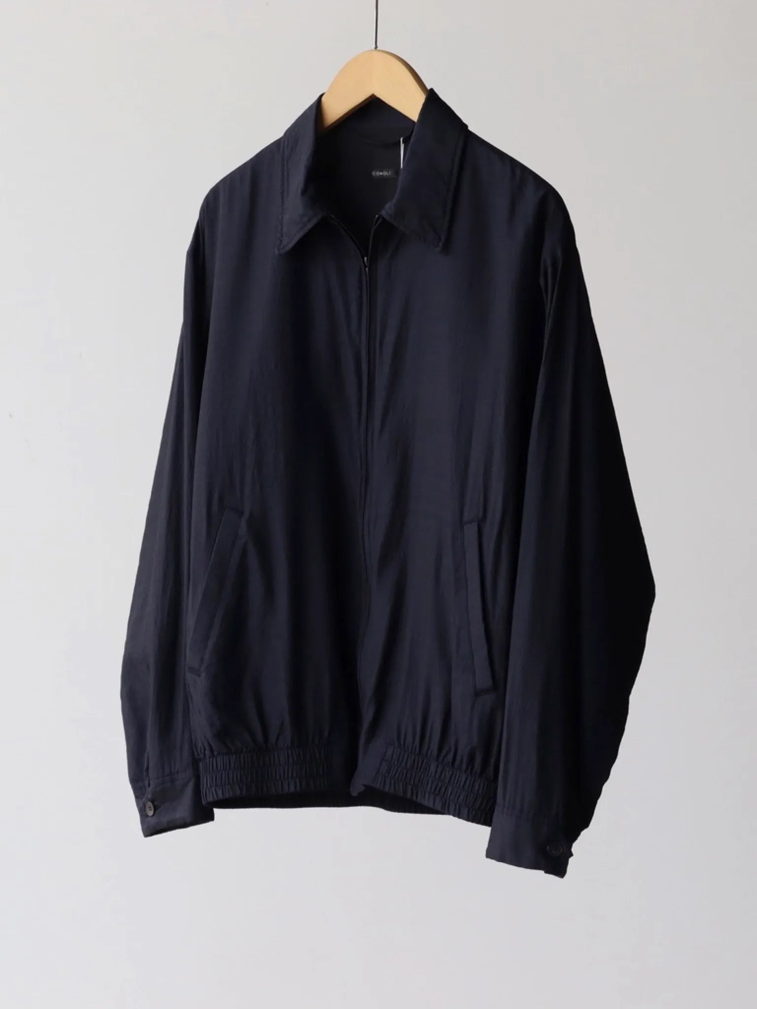 comoli-ウールシルク-スイングトップ-navy-3