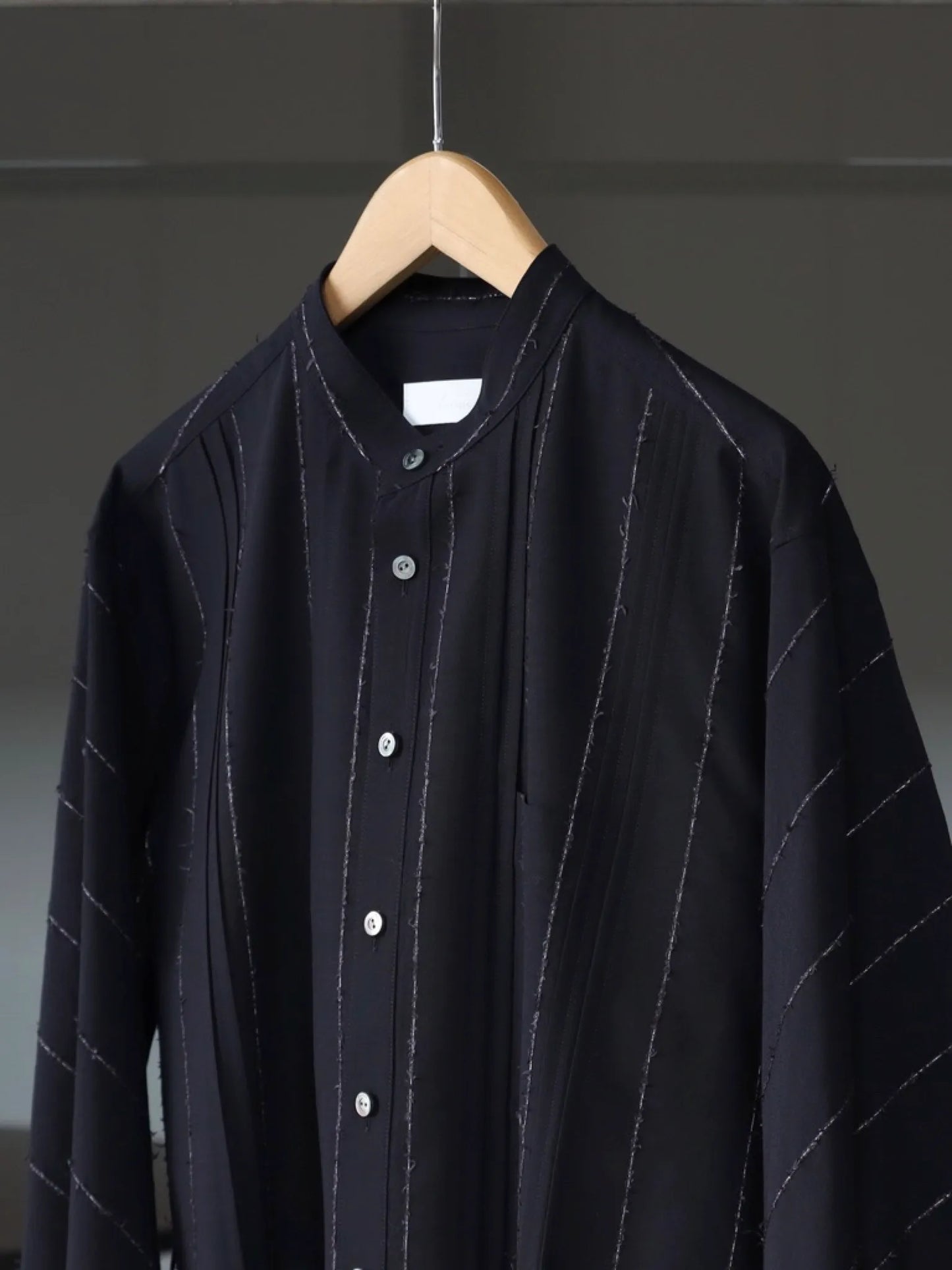 IRENISA | BAND COLLAR LONG SHIRT BLACK STRIPE