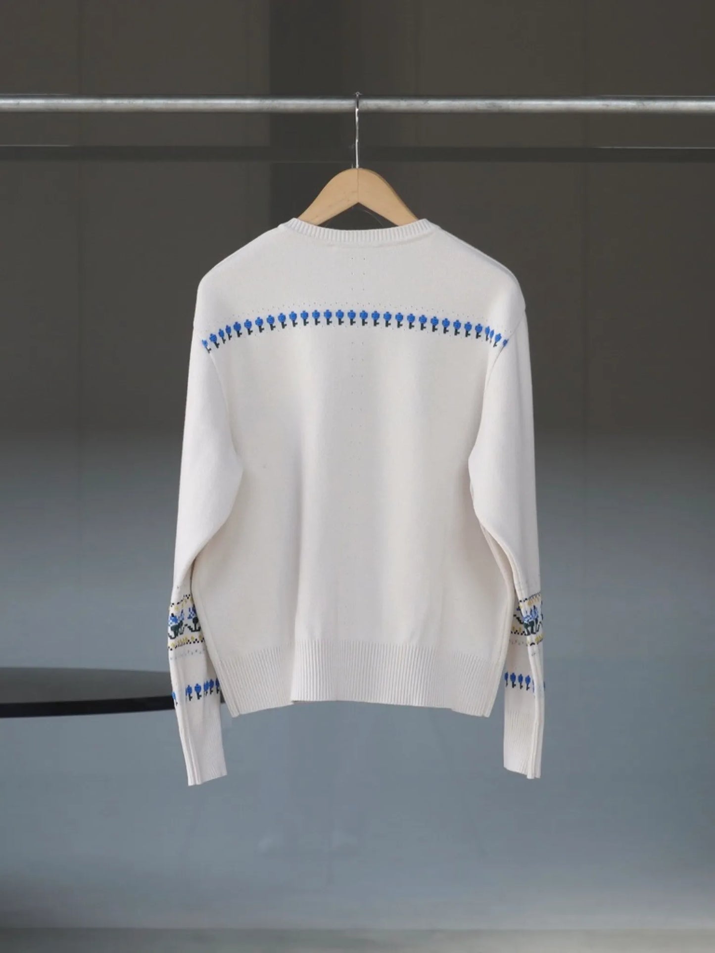 IRENISA | EMBOSS FLOWERER KNIT CARDIGAN IVORY