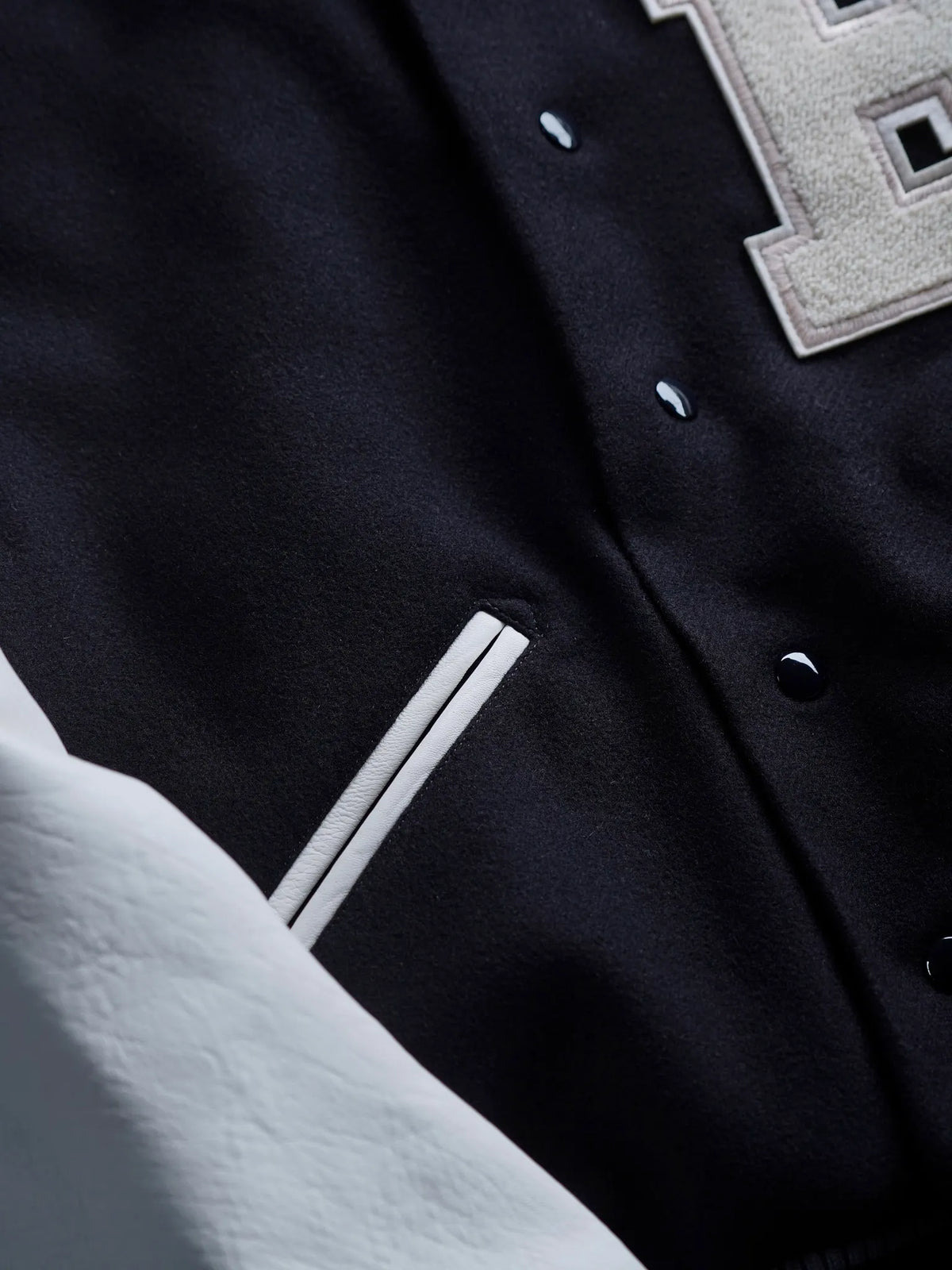ERL | VARSITY JACKET BLACK