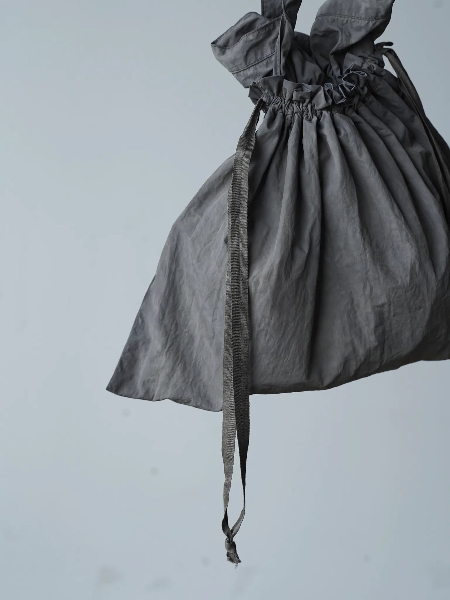 THE NULABEL | GARMENT DYED APRON BAG KURE