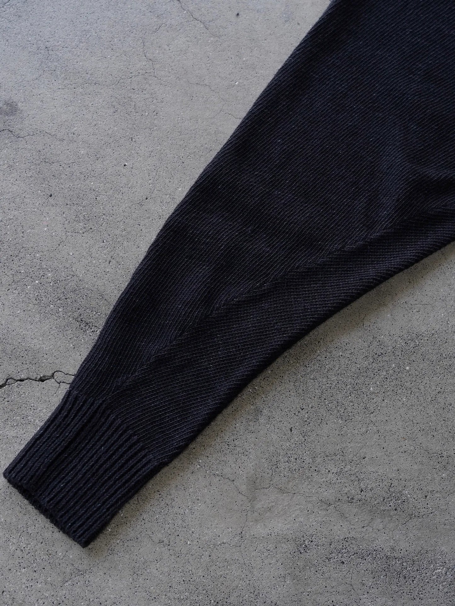 comoli-8g-クルーネックニット-black-4