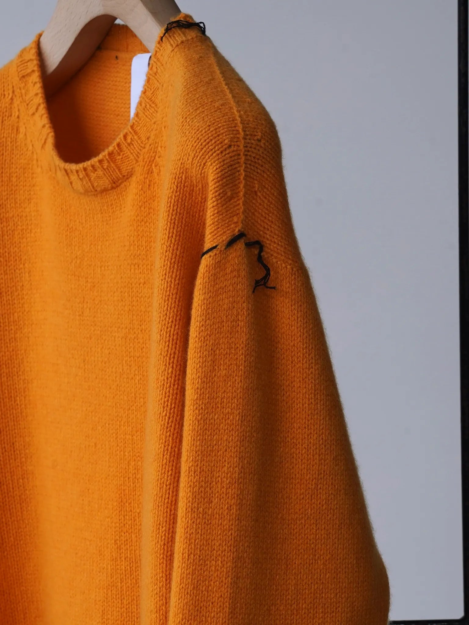 bestiaire-boxy-crewneck-orange-4