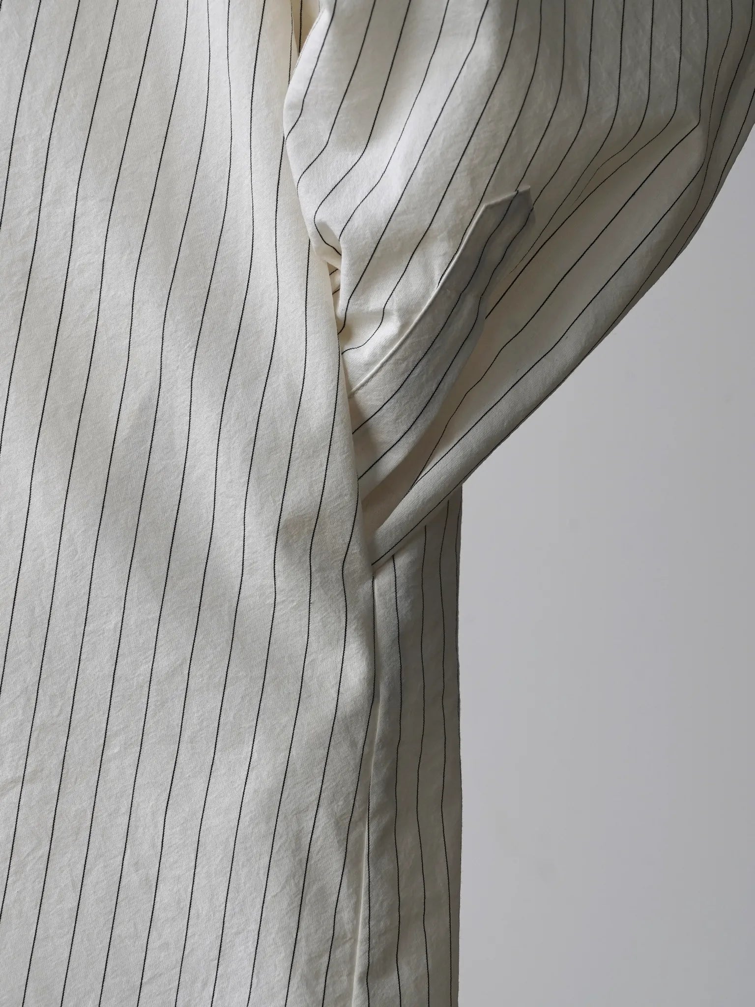 bestiaire-long-pocket-shirt-striped-8