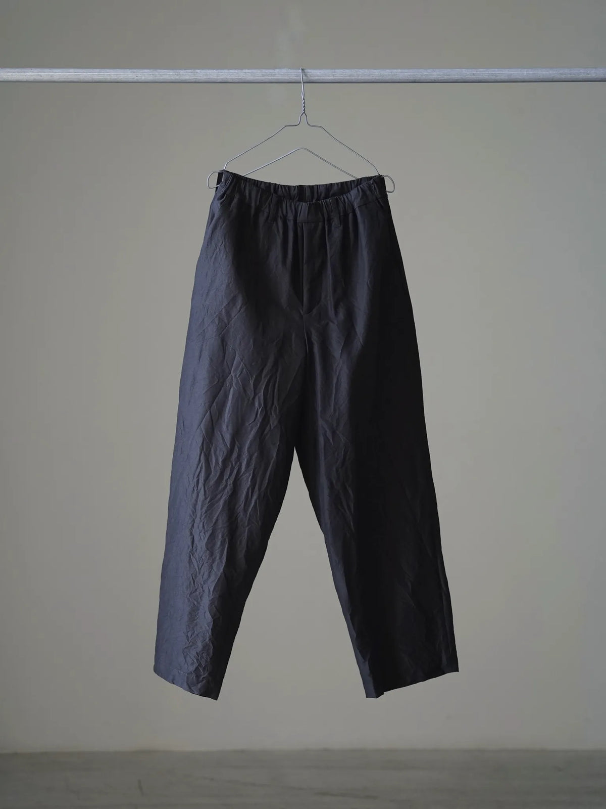 calmlence | NO PLEATED EASY STRAIGHT DBRN
