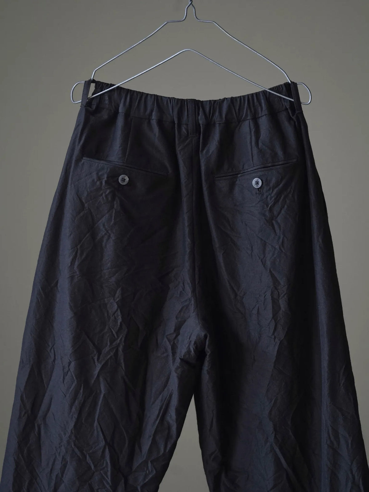 calmlence | NO PLEATED EASY STRAIGHT DBRN