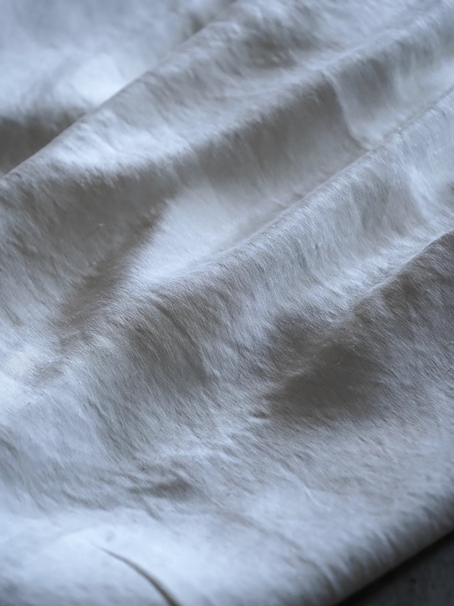 Yamauchi | Vintage Silk-Linen One-Cut Easy Pants off white