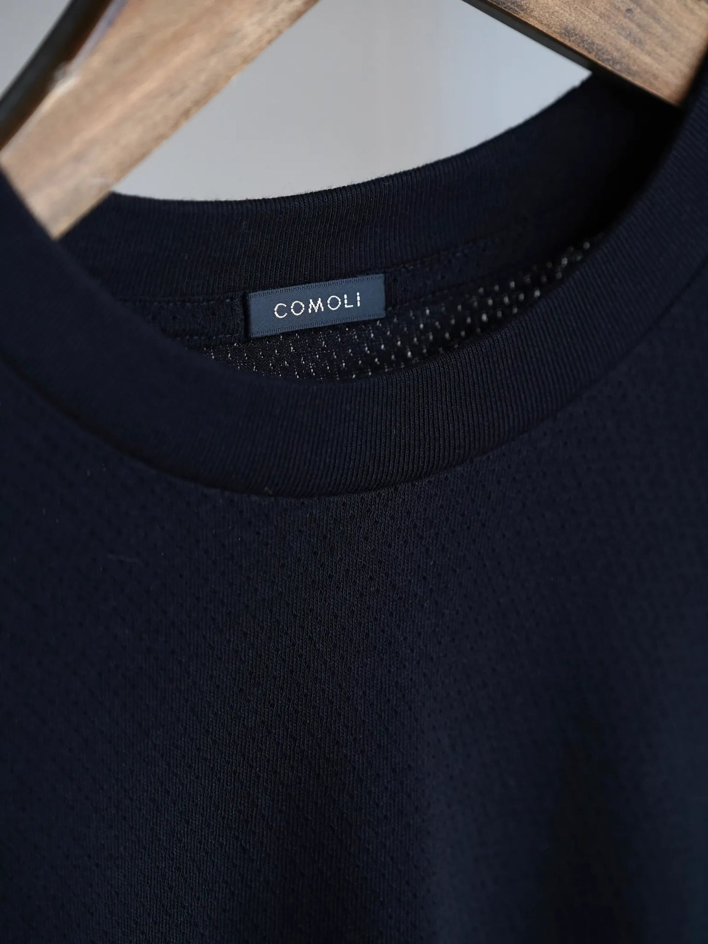 COMOLI | コットンメッシュ 半袖Tシャツ BLACK