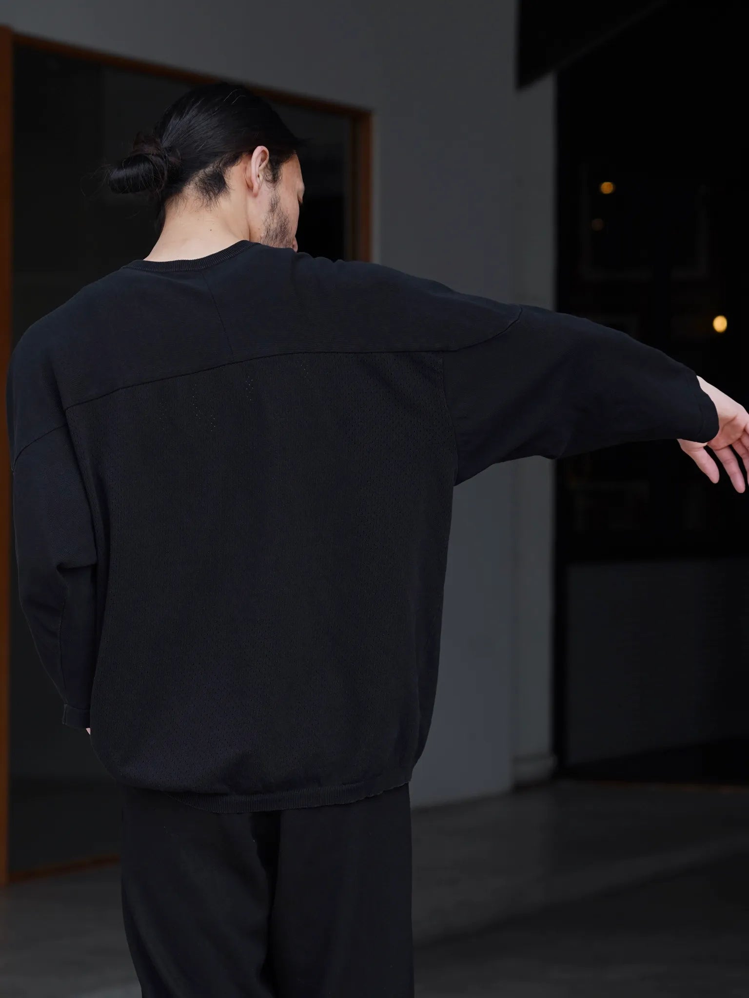 comoli-コットン-ホッケーニット-black-2