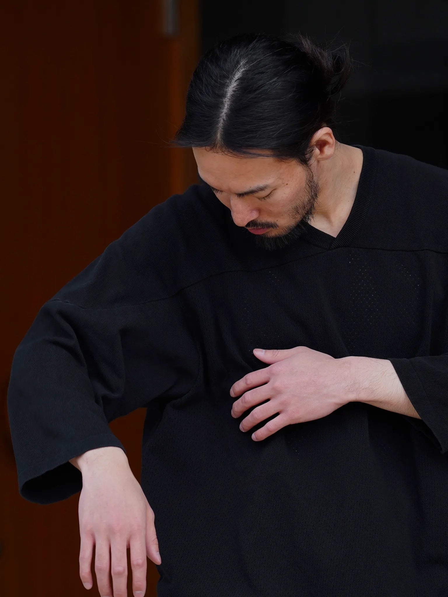 comoli-コットン-ホッケーニット-black-4