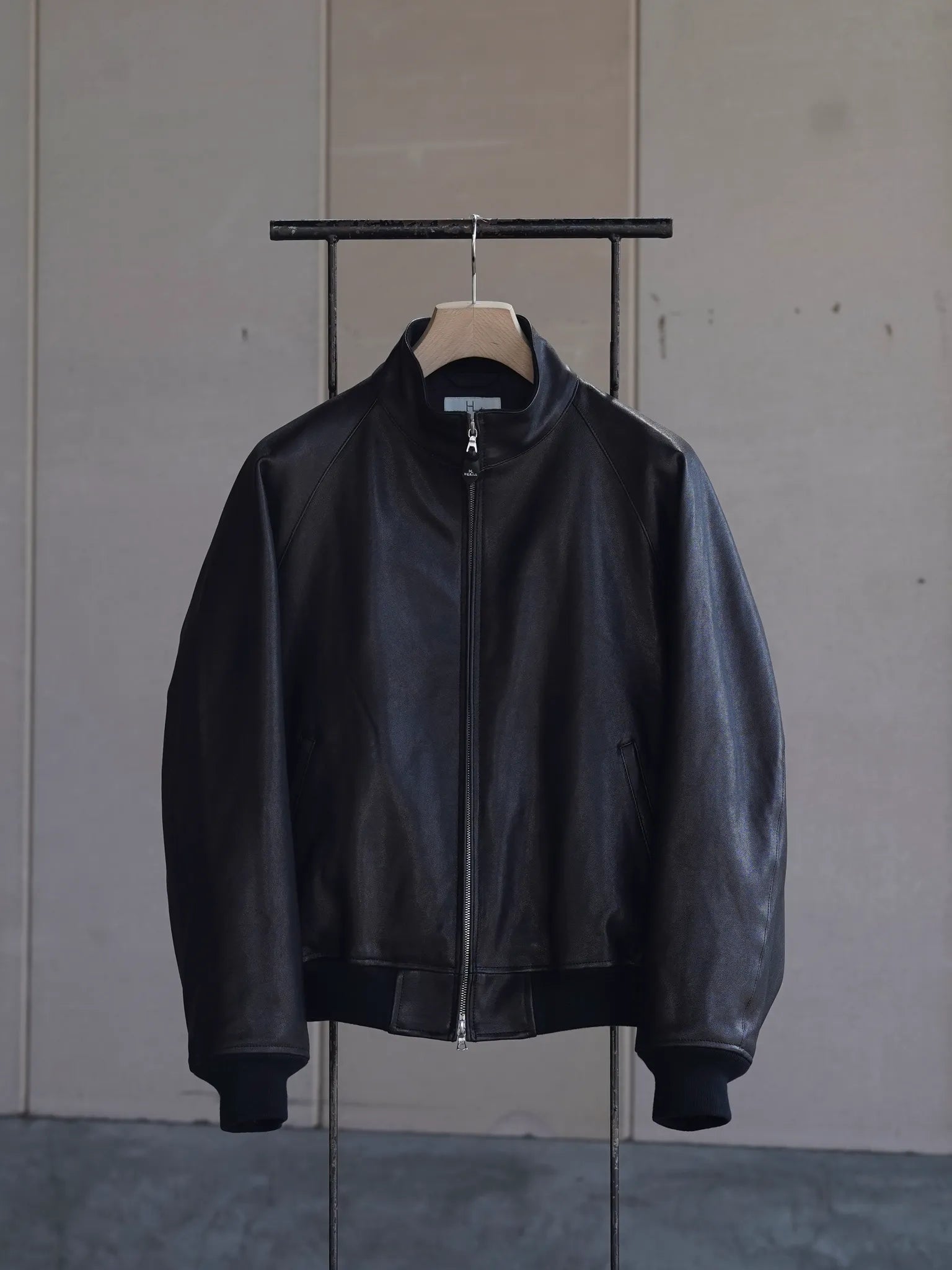 herill-lambleather-weekend-jacket-black-1