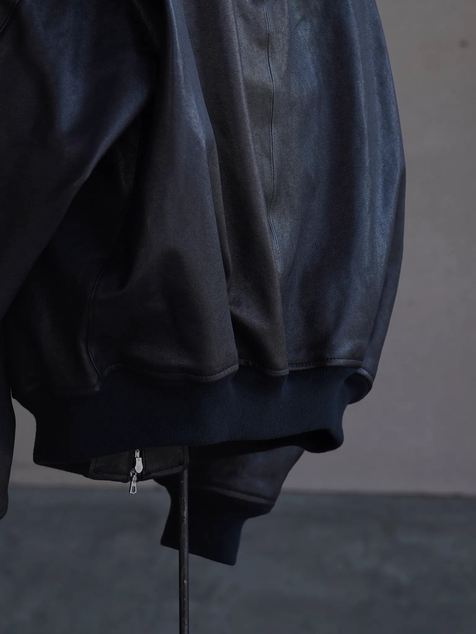 herill-lambleather-weekend-jacket-black-3