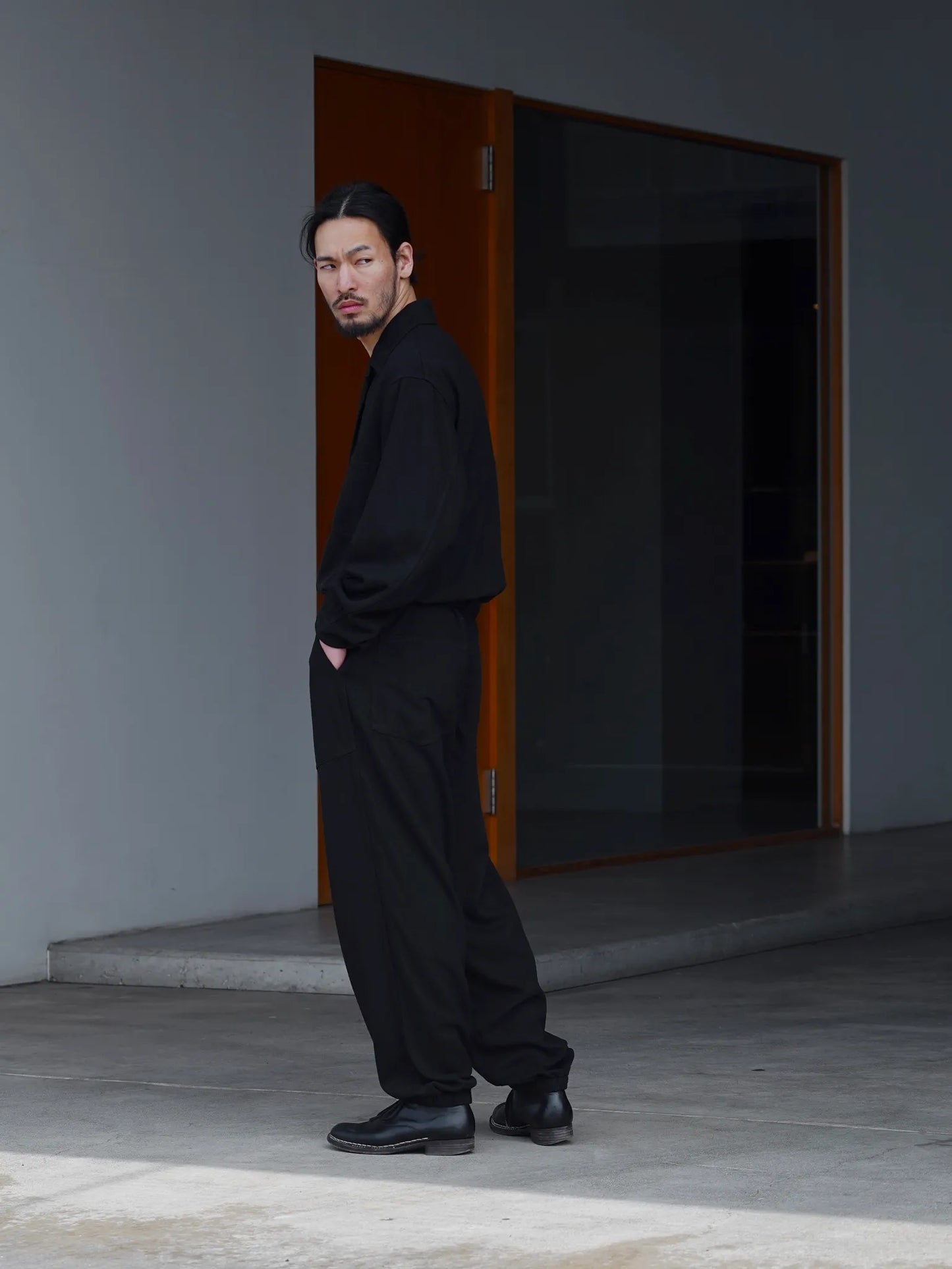 comoli-シルクネップ-オールインワン-black-2