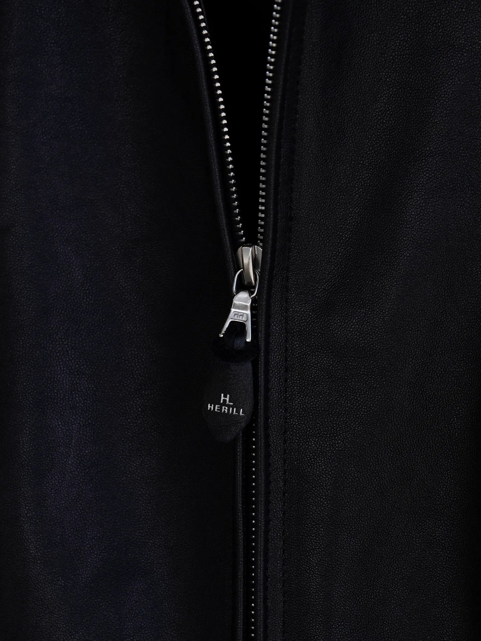 herill-lambleather-weekend-jacket-black-9