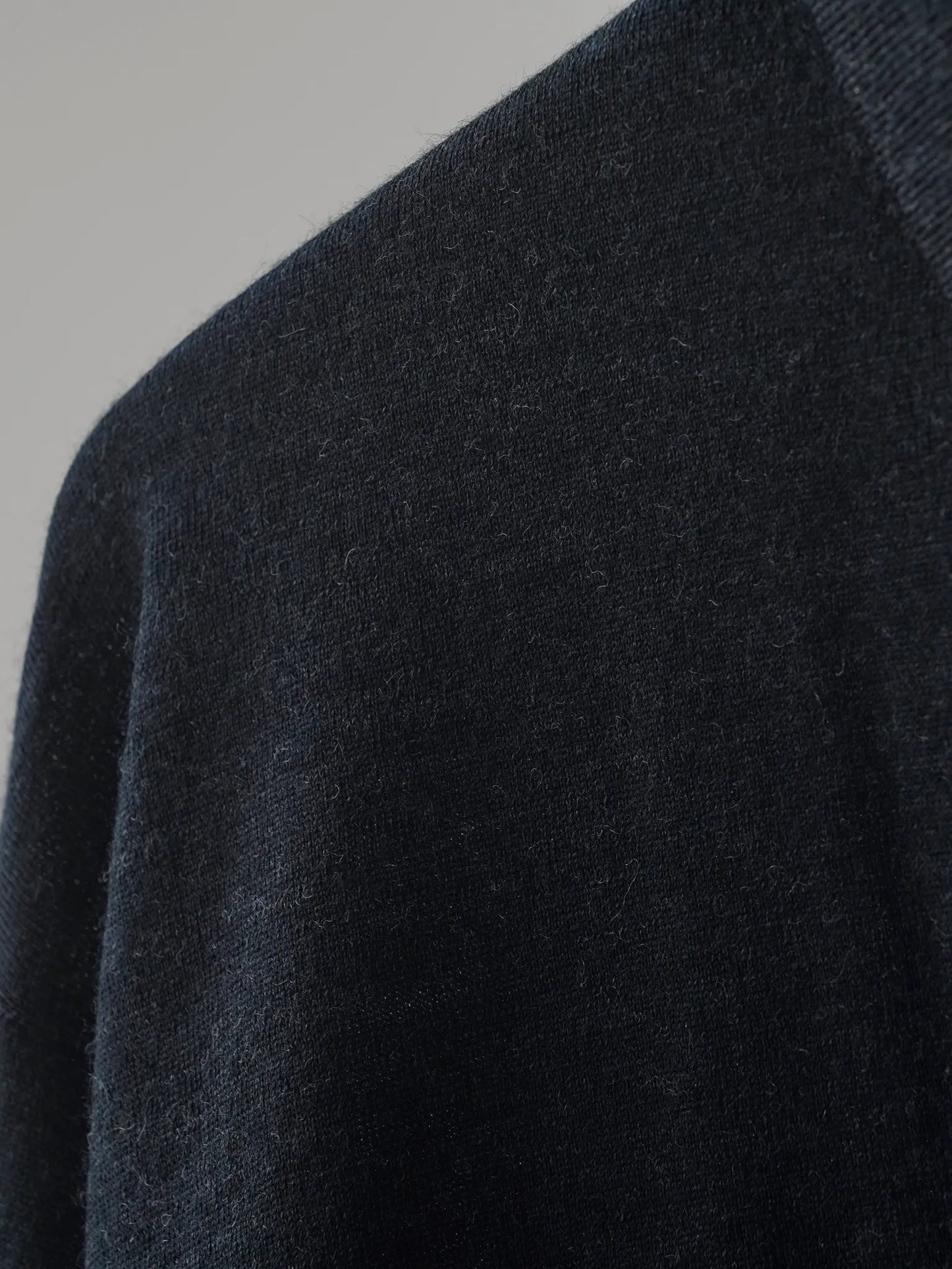 COMOLI | ウール 衿つきカーディガン CHARCOAL