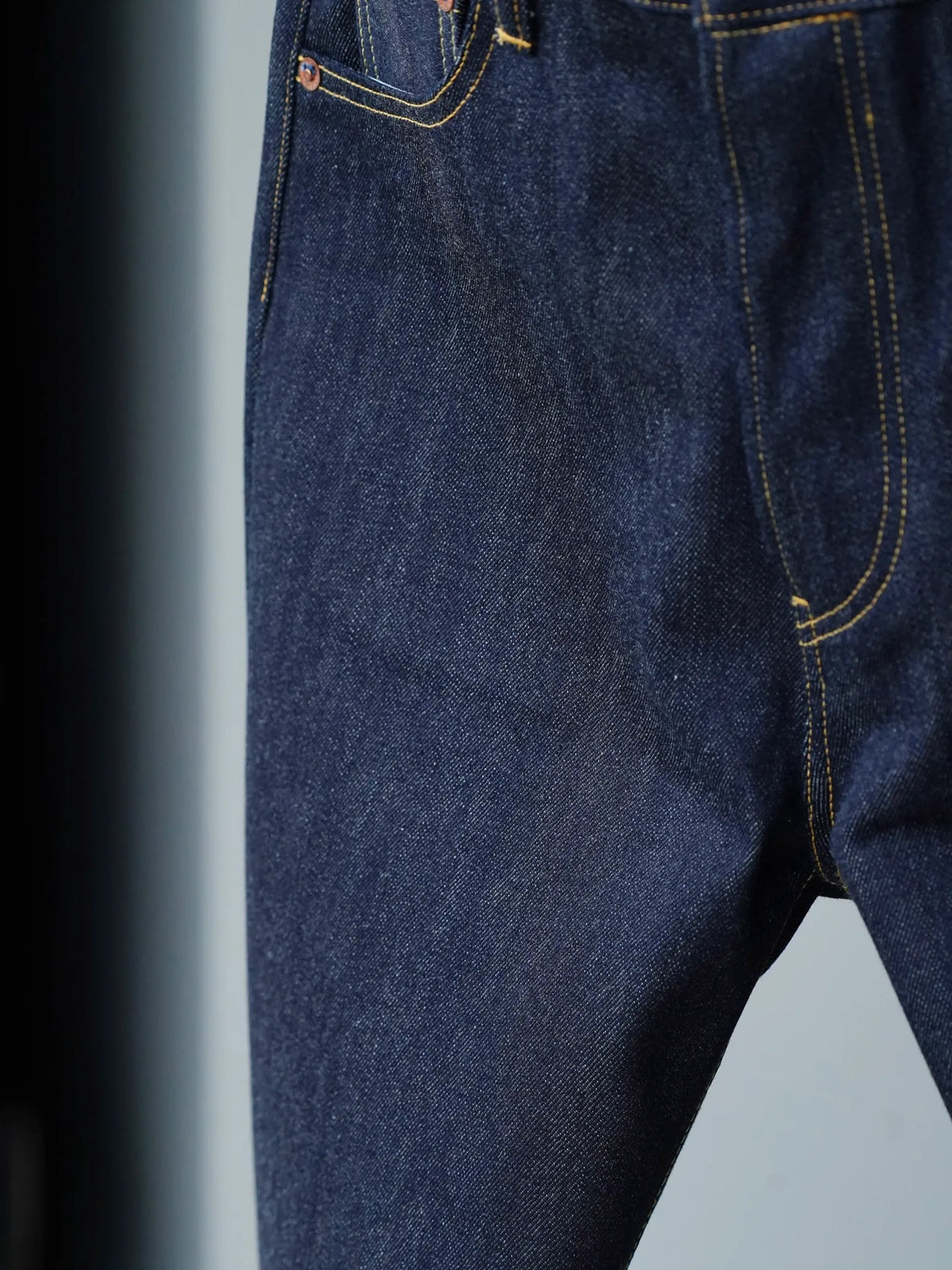 HERILL | Cashmere Denim Regular Jeans Indigo