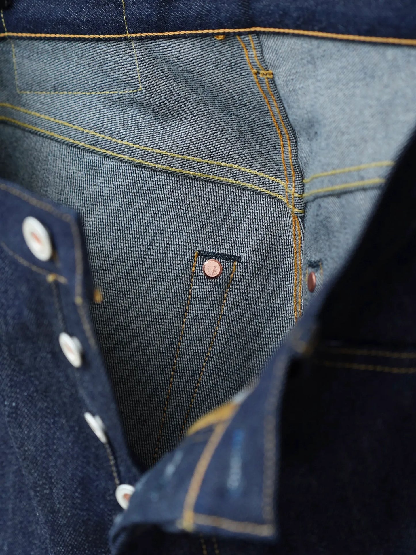HERILL | Cashmere Denim Regular Jeans Indigo
