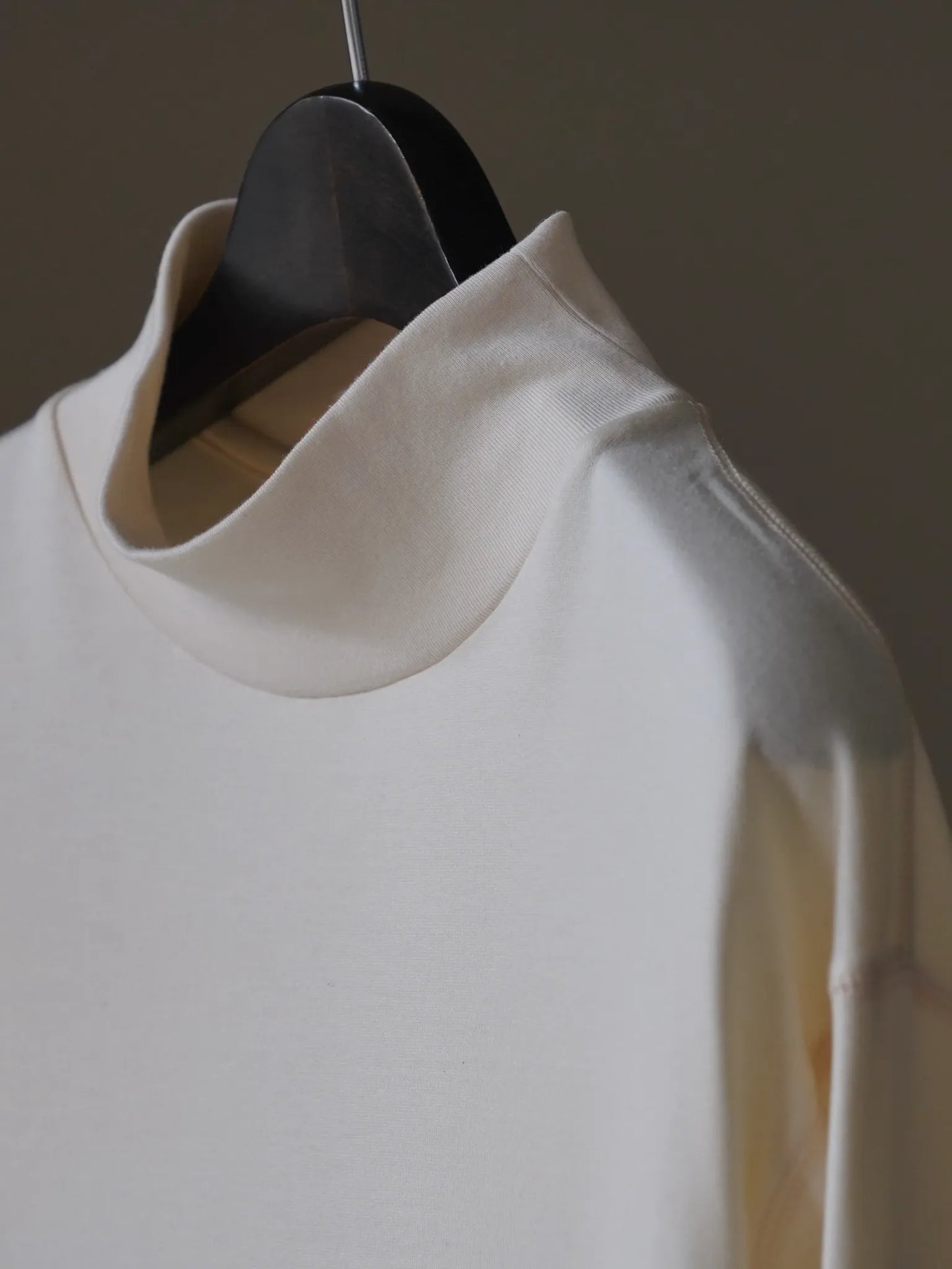 calmlence | MOCK NECK LS T-SHIRT OWHT