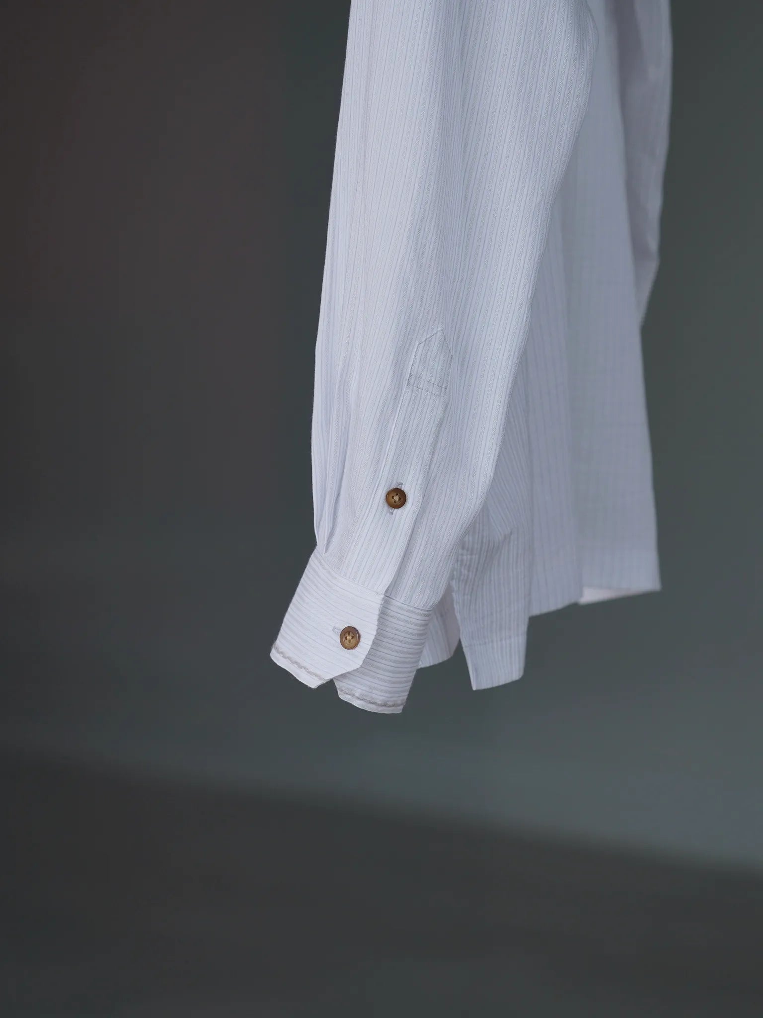 irenisa-open-collar-shirt-gray-stripe-5