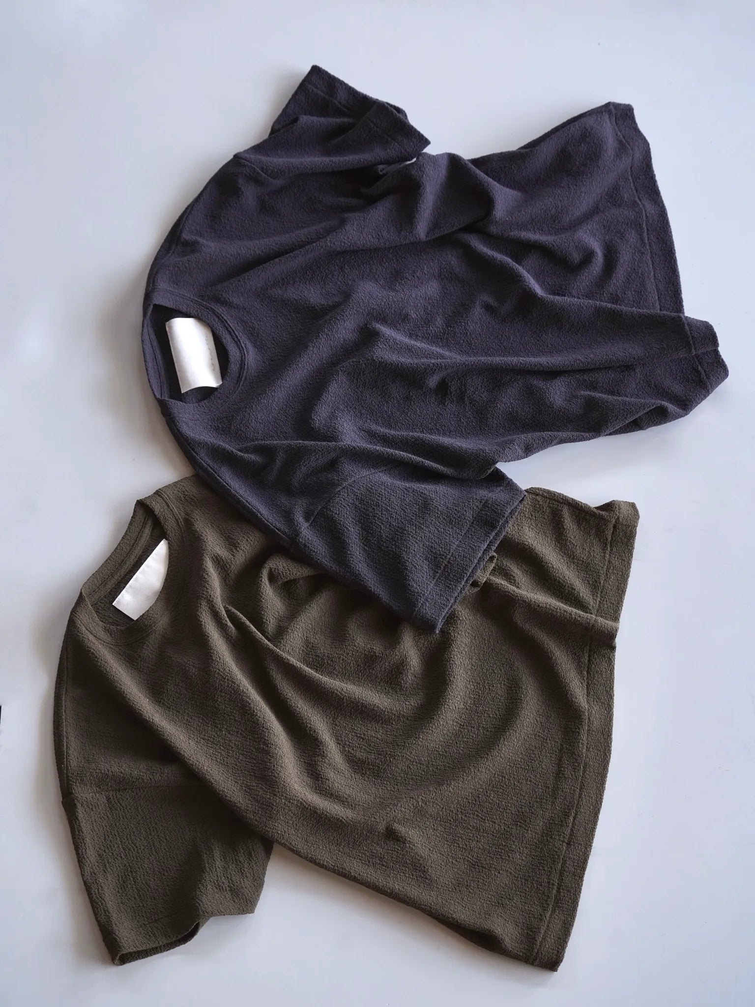 nonnotte-new-standard-t-shirt-khaki-2