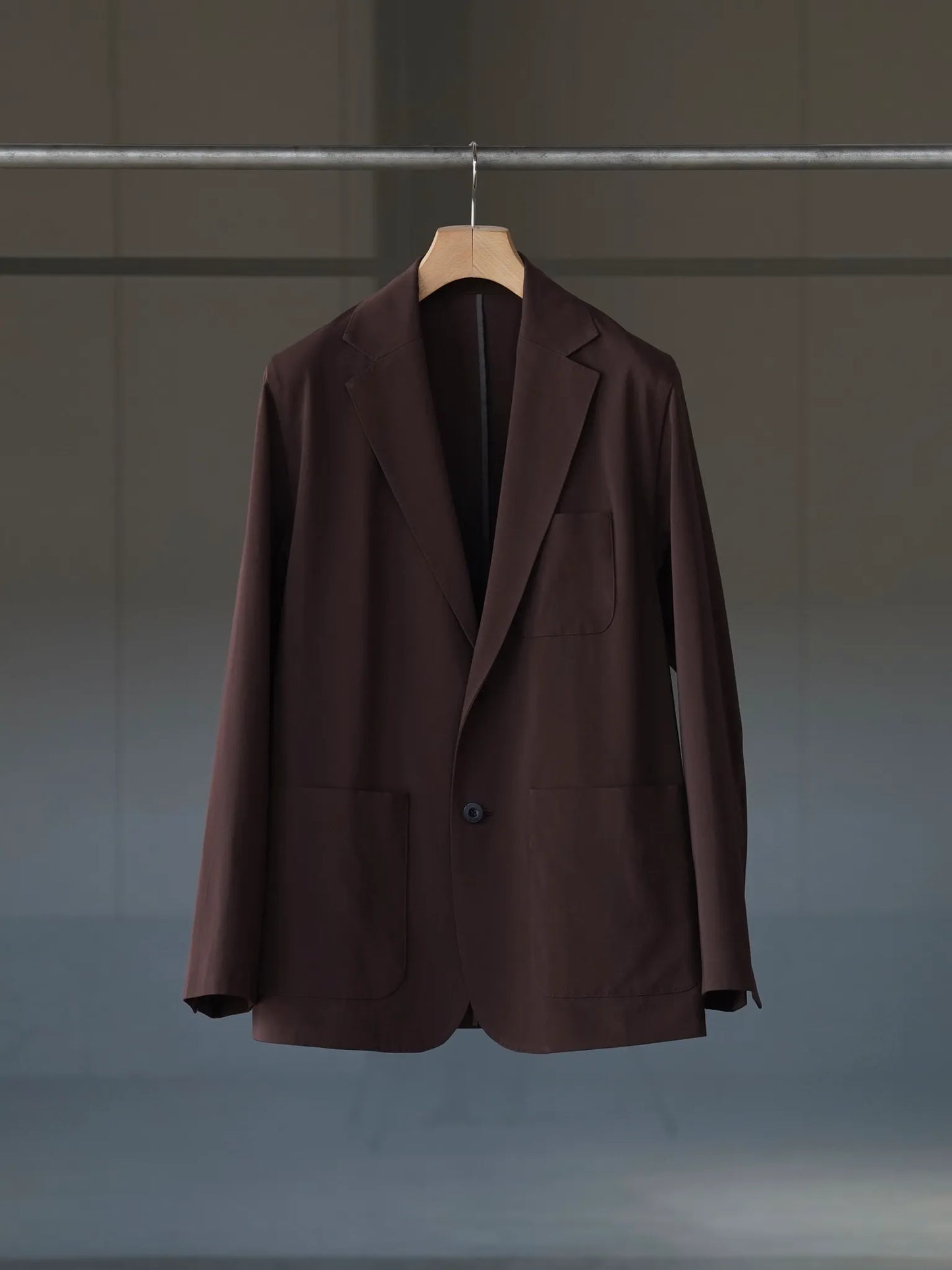IRENISA | RELAXED SHOULDER JACKET DARK BROWN