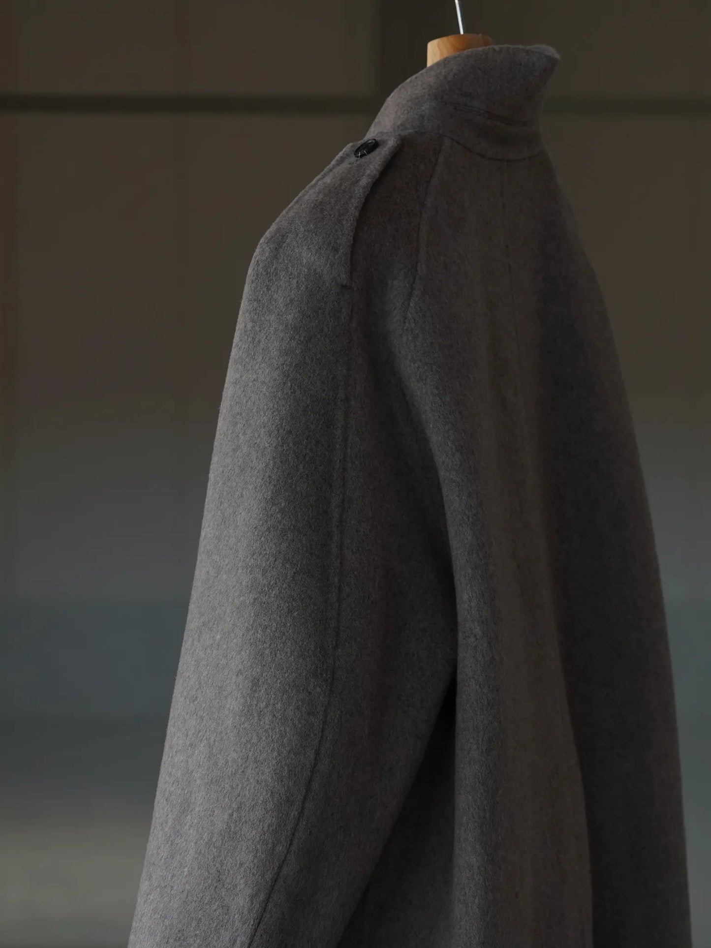 IRENISA | EPAULET STAND COLLAR HALF COAT MOCHA GRAY