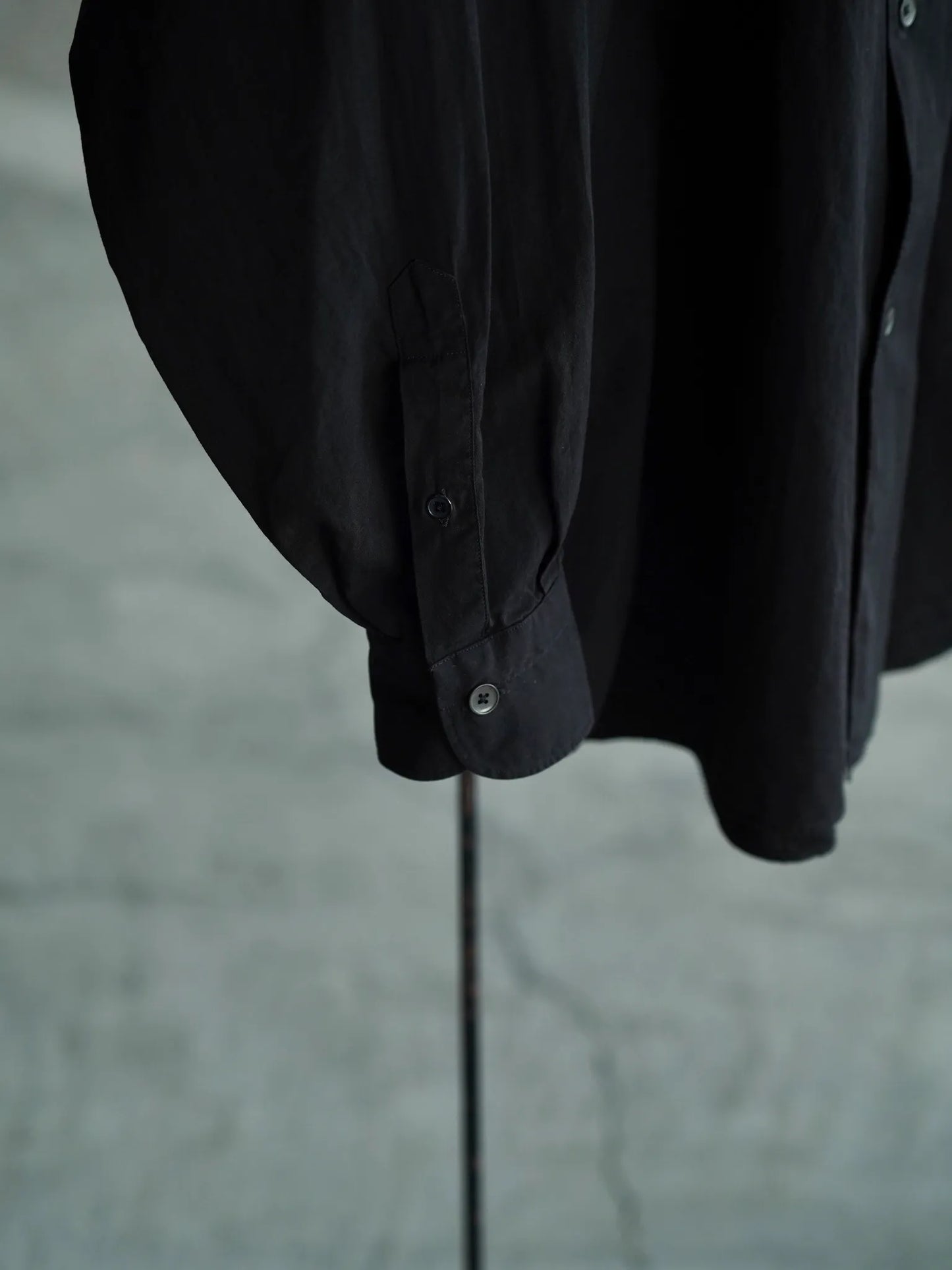 COMOLI | ブラック コモリシャツ BLACK