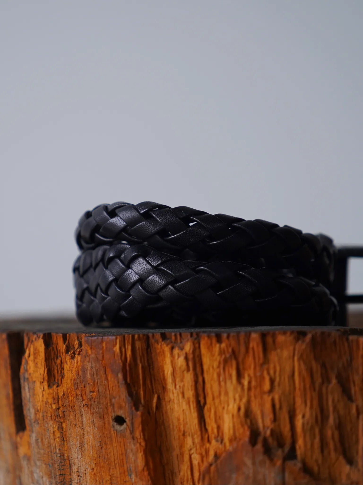 petrosolaum-hand-braided-handle-belt-black-3