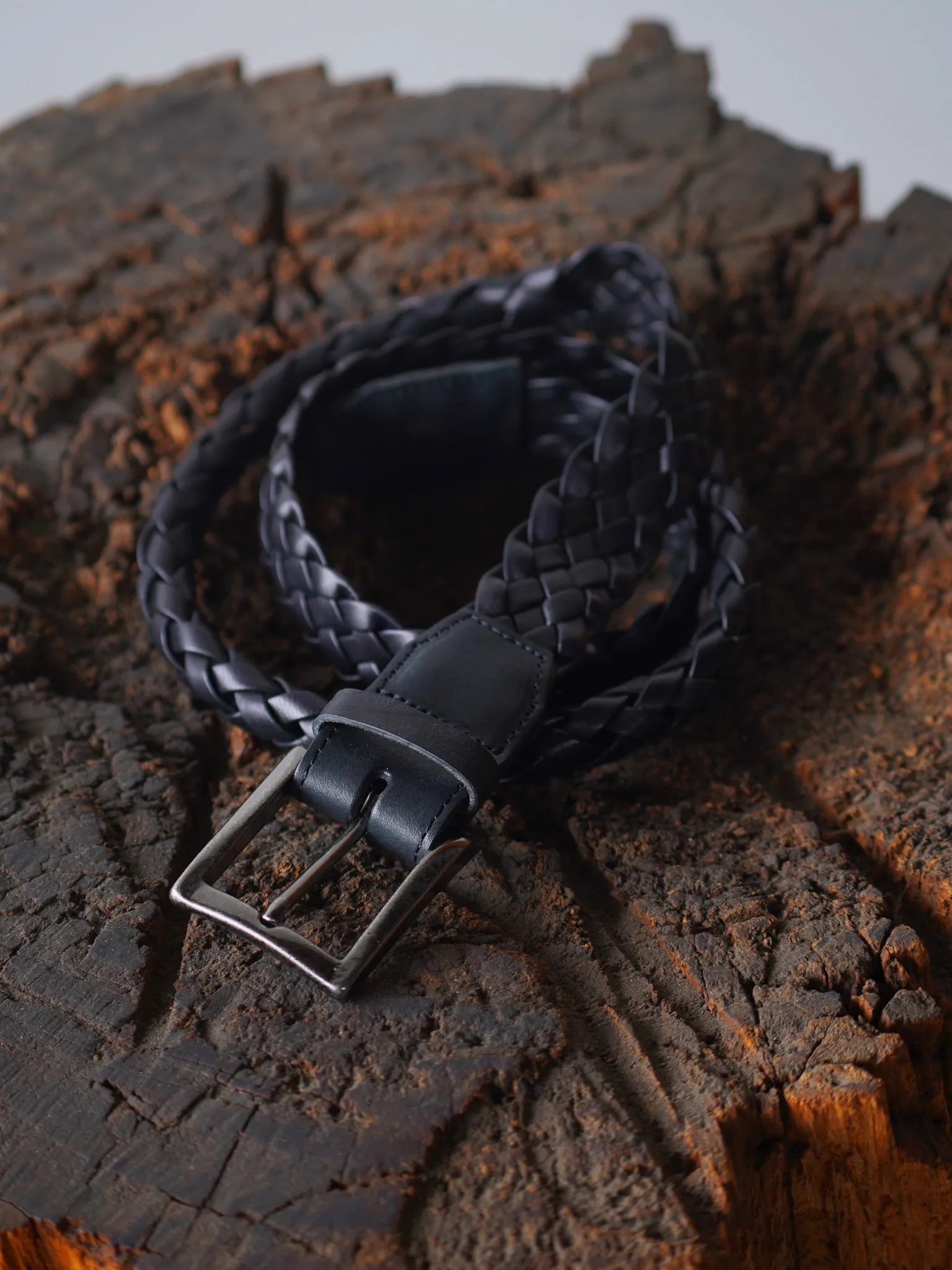petrosolaum-hand-braided-handle-belt-black-5