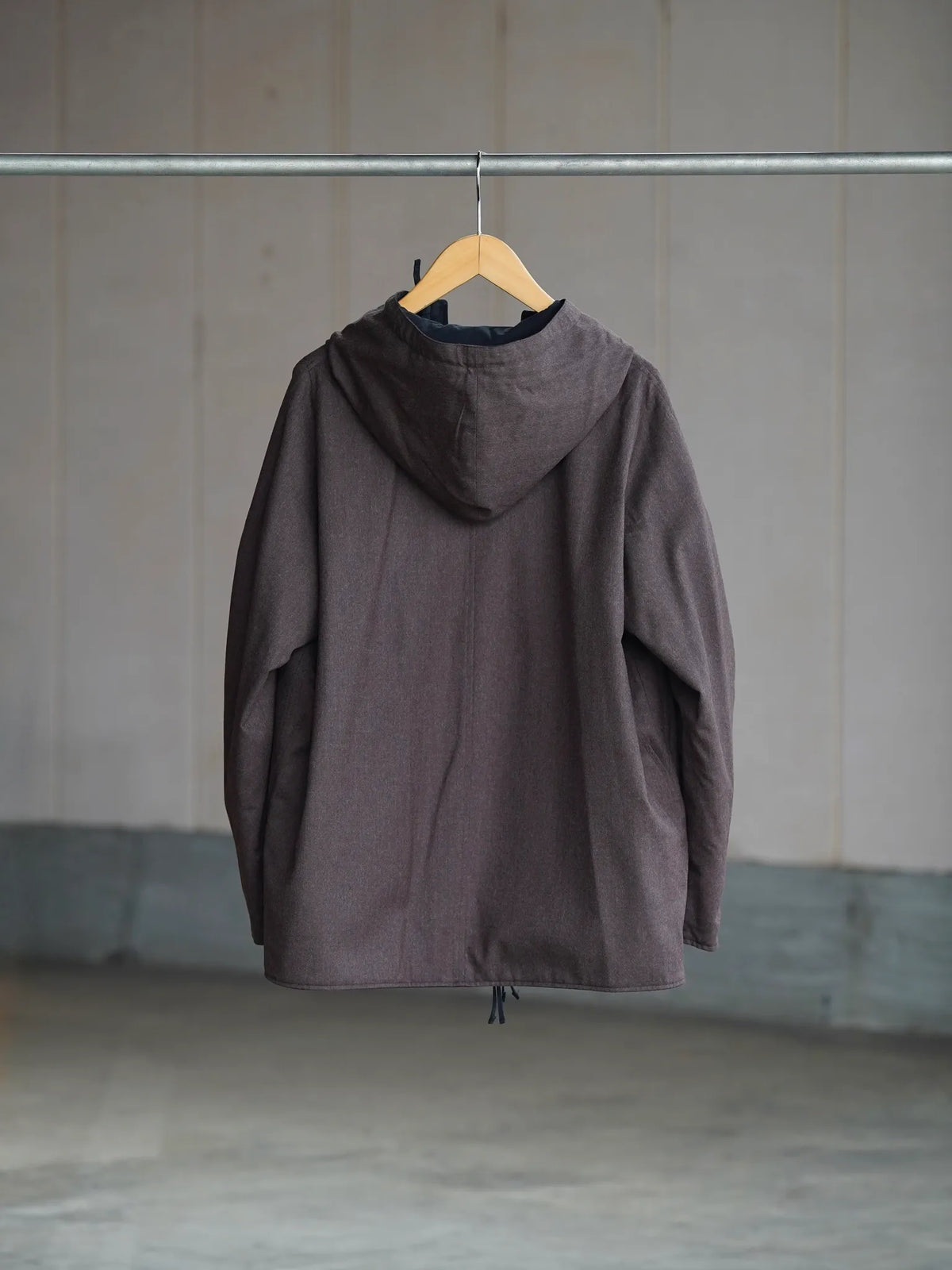 sarto-cotton-nylon-twill-light-wool-flannel-wool-lining-mountain-parka-black-brown-4