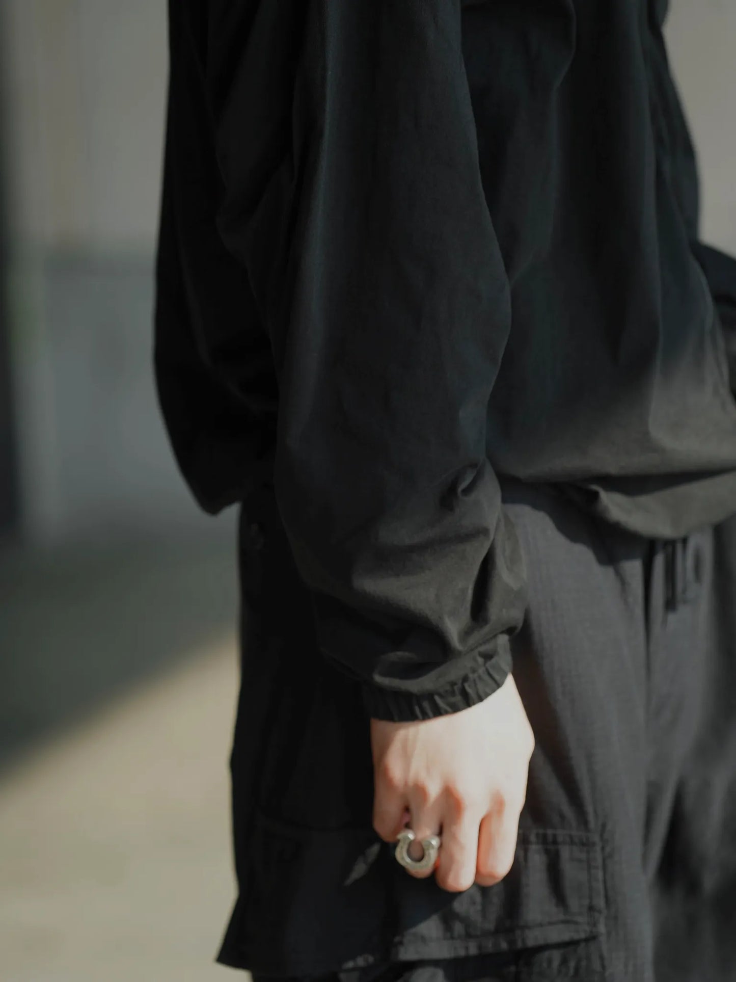 COMOLI | THINコットン ジップジャケット BLACK