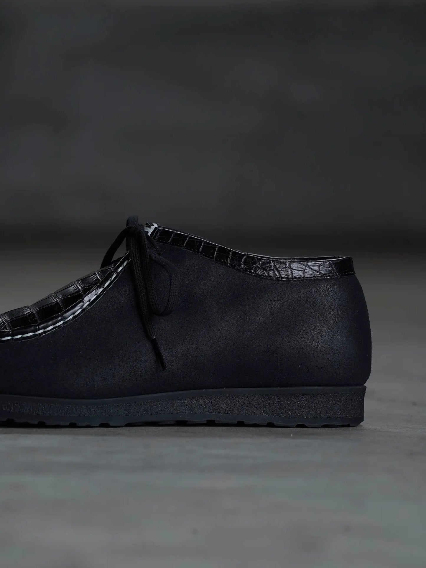 PETROSOLAUM | Tyrolean [Crocodile×Horse reverse] black