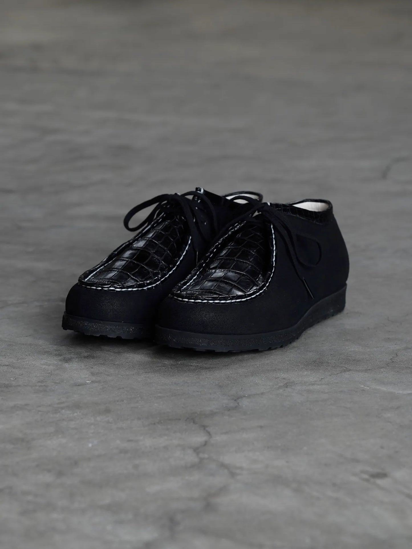PETROSOLAUM | Tyrolean [Crocodile×Horse reverse] black