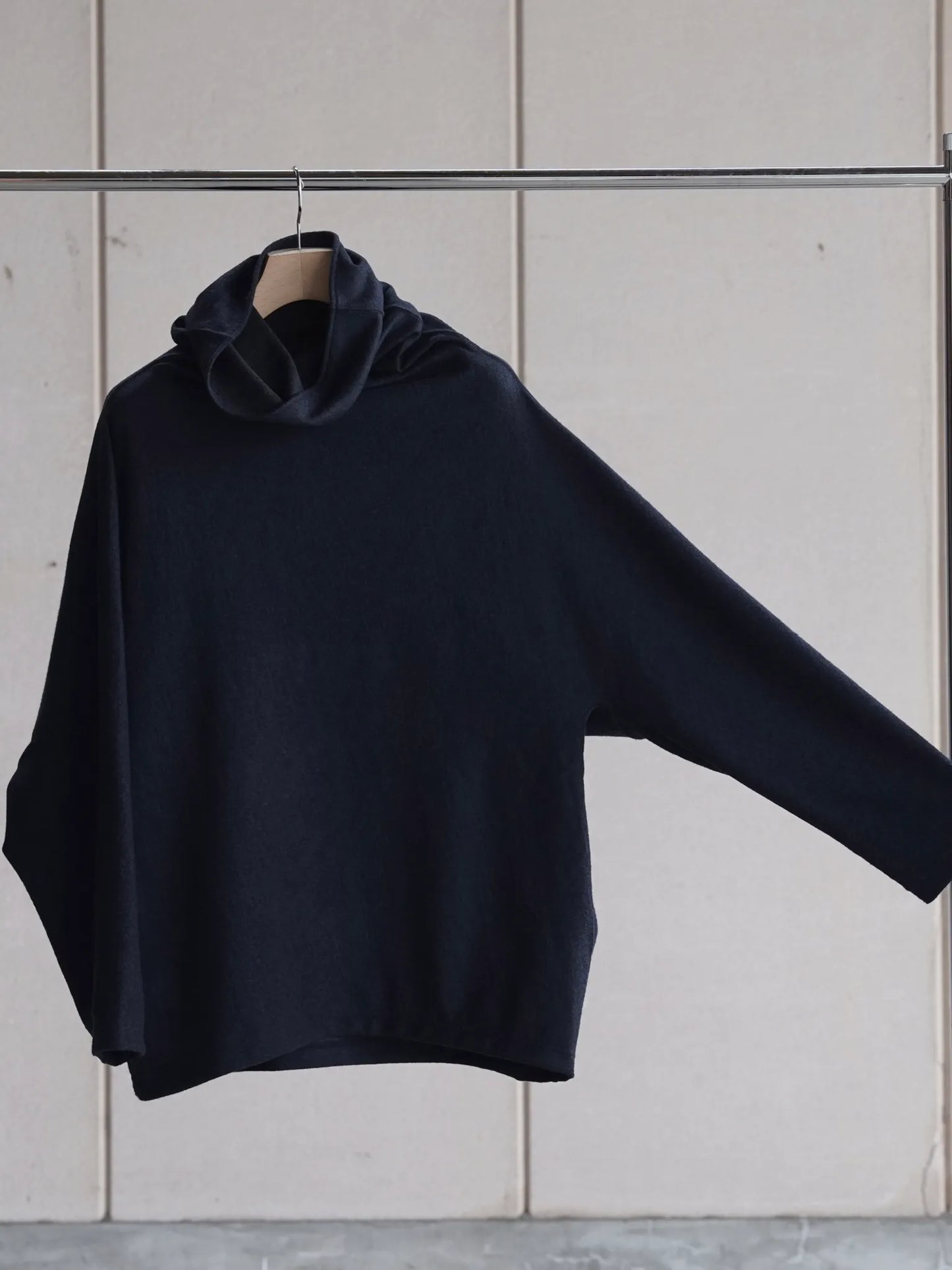 nonnotte | Draping Big H/N Pullover D.navy×Charcoal Top