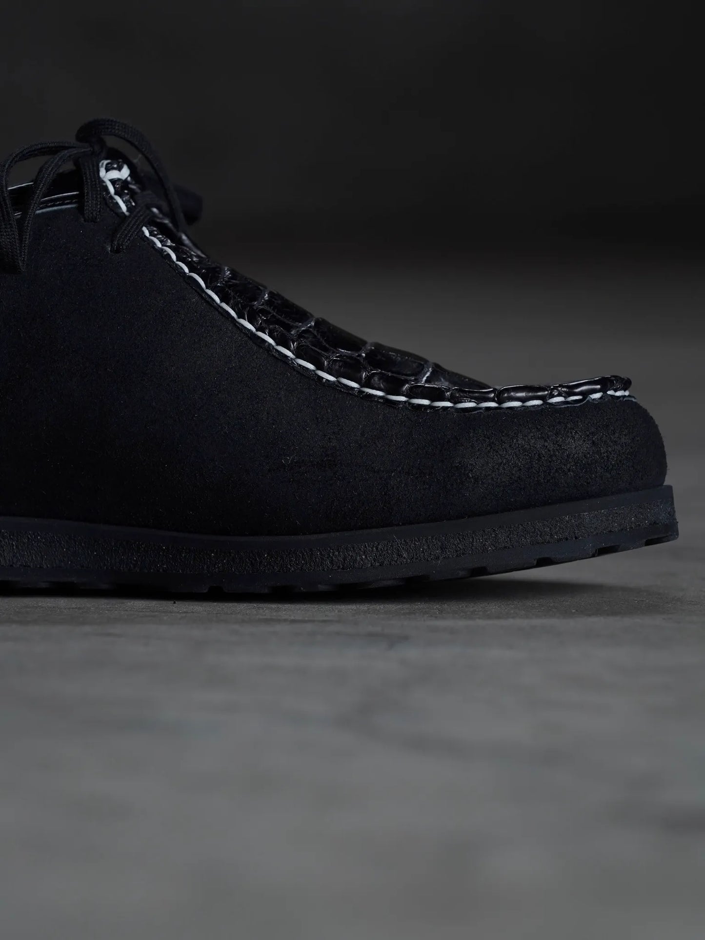 PETROSOLAUM | Tyrolean [Crocodile×Horse reverse] black