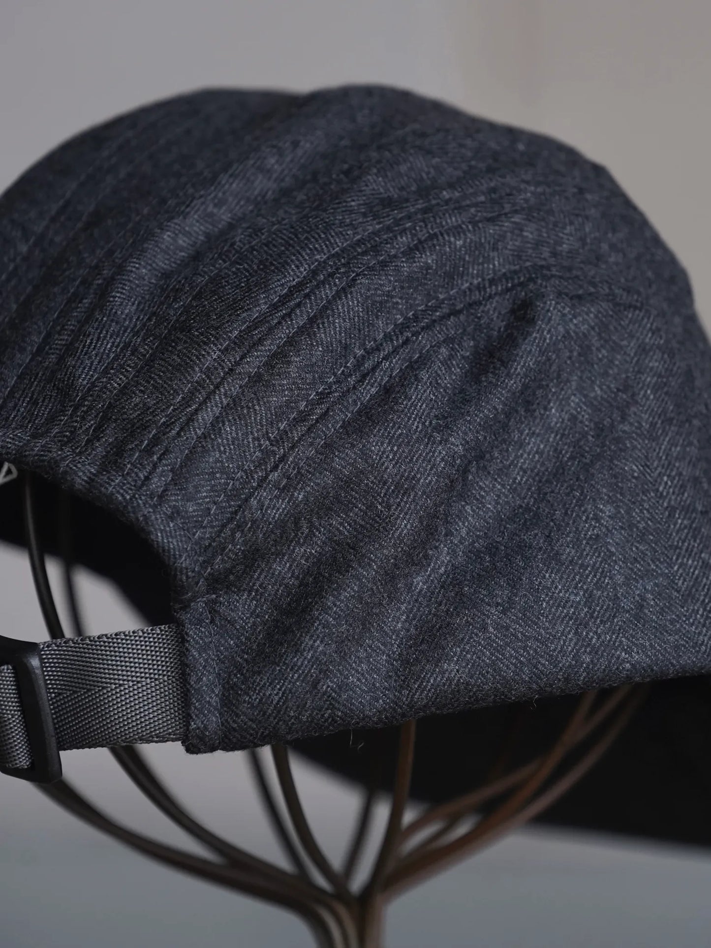nonnotte | Draping Cap A Charcoal Top (Shadow Herringbone Flannel)
