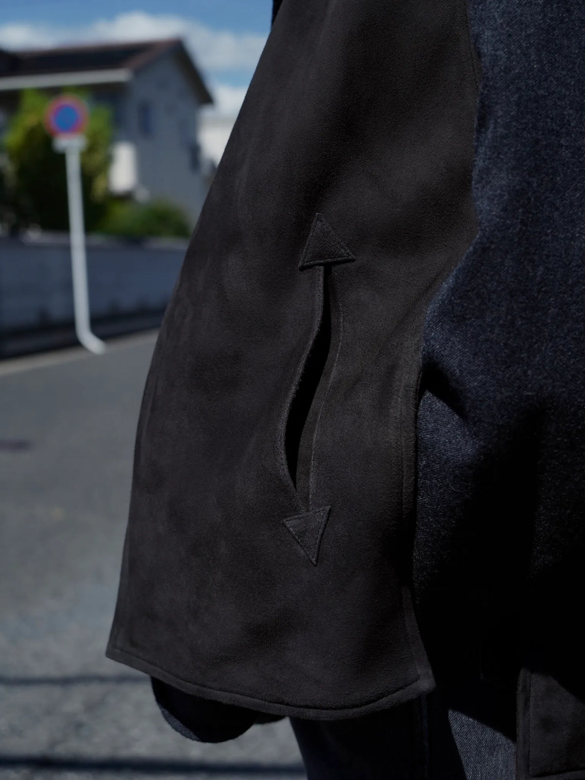 sarto-mongolian-lamb-suede-reversible-vest-ebony-8