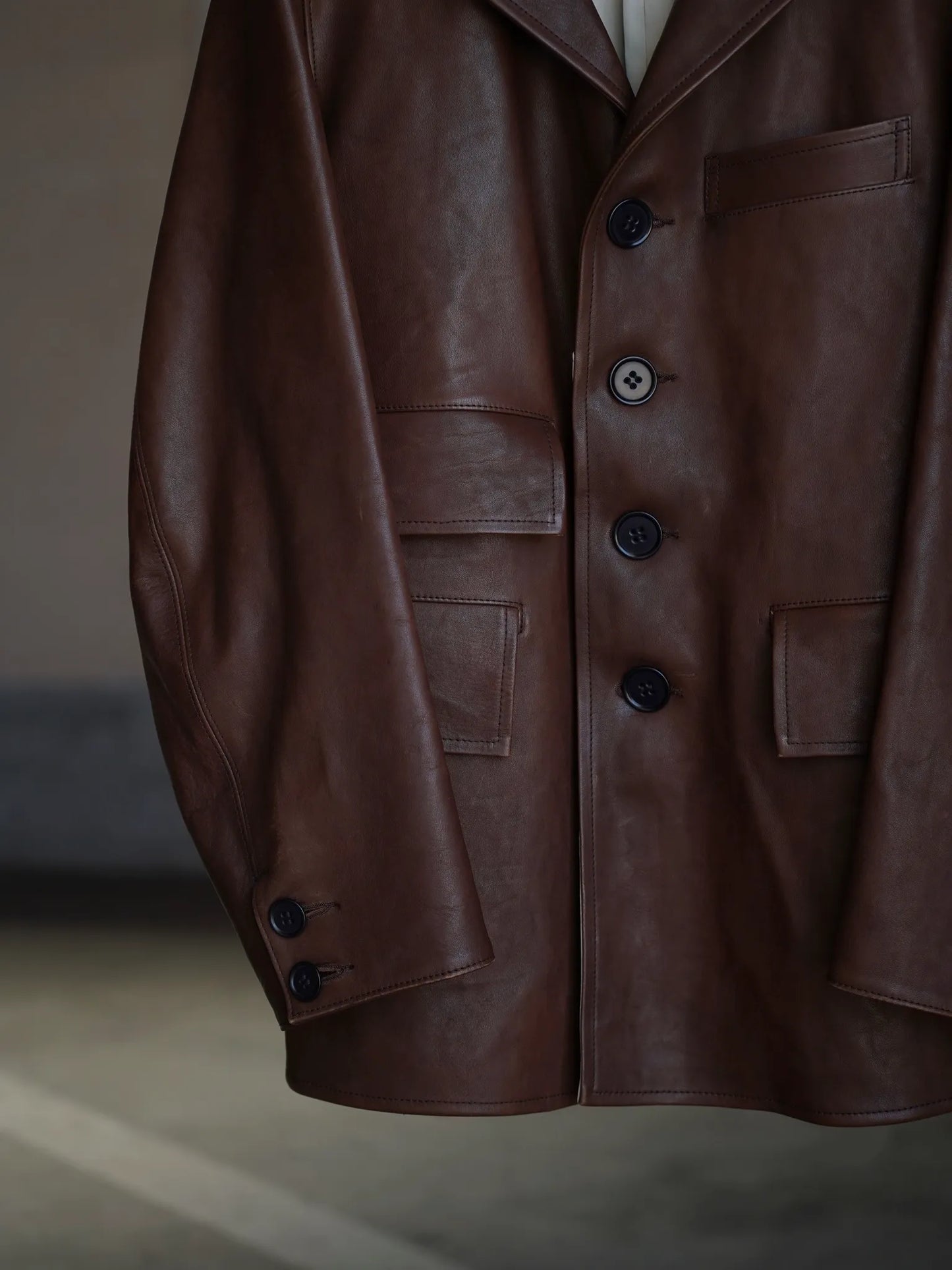 TT | SACK LEATHER COAT Mud Dyed Brown
