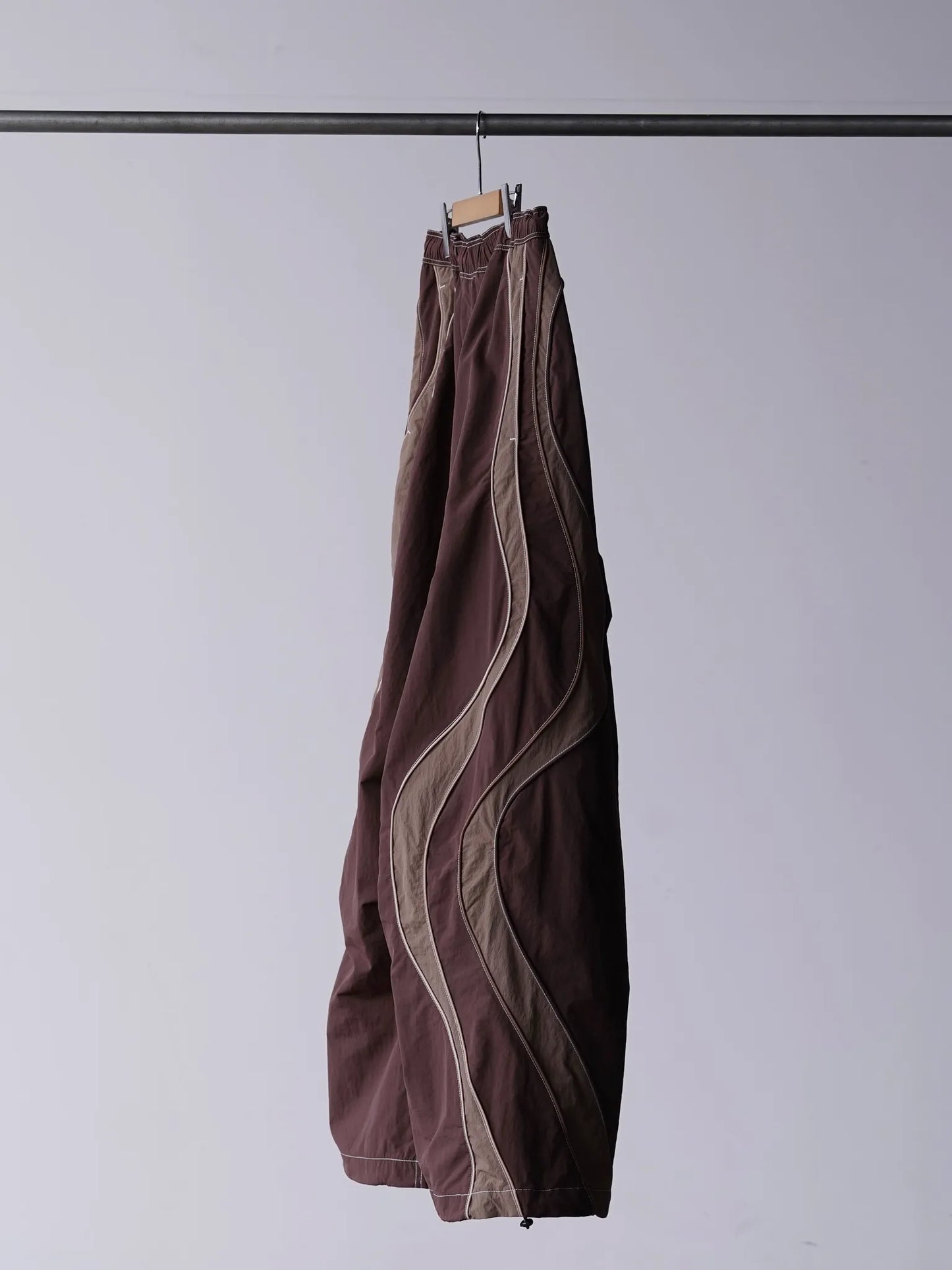 ERL | UFO TRACK PANTS BROWN