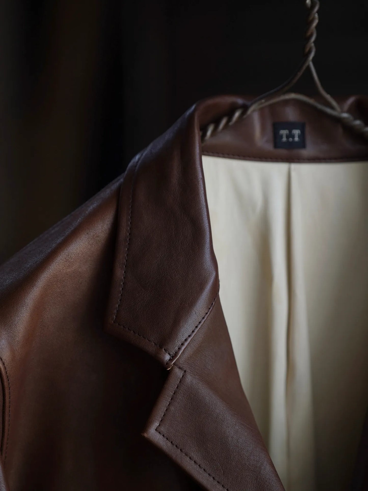 TT | SACK LEATHER COAT Mud Dyed Brown
