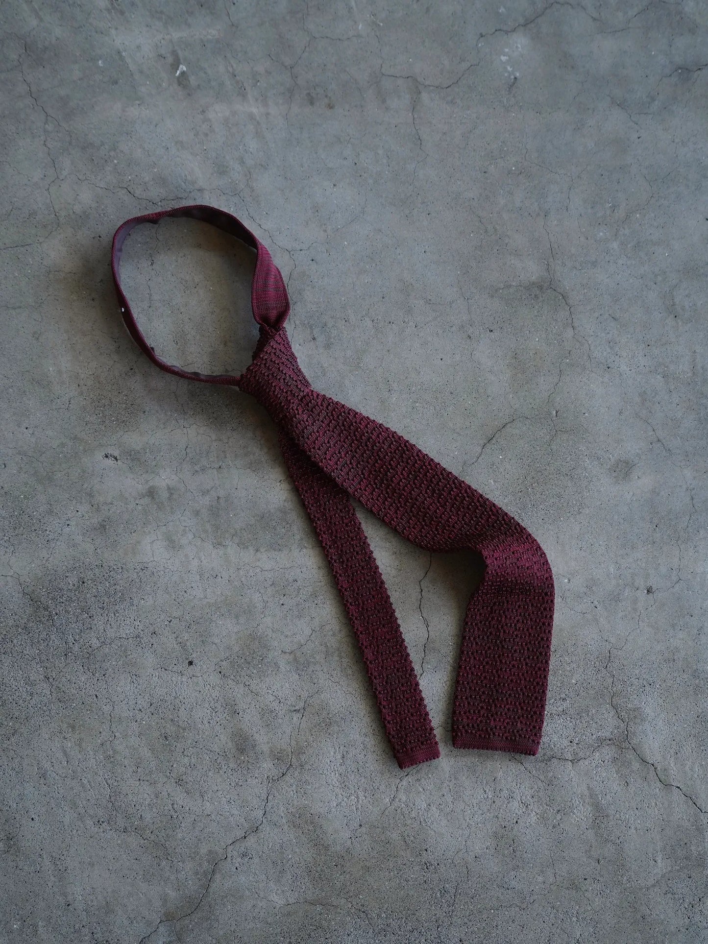 T.T | LOT.036 KNIT TIE  BURGUNDY