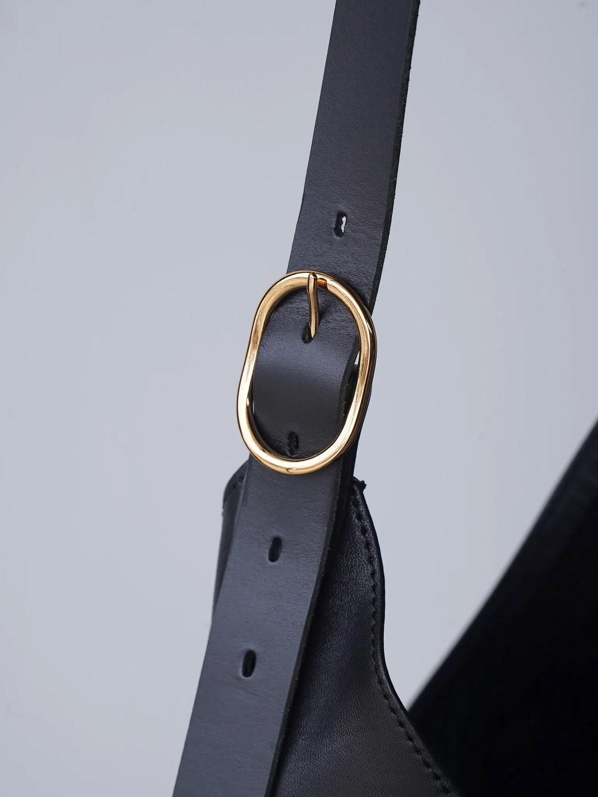 Post Production | Hobo Bag/Horse Wax Black