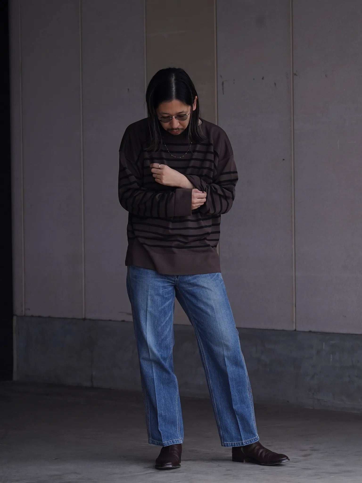 olde-h-daughter-silk-heavy-weight-plain-stitches-knitting-p-o-brown-black-10