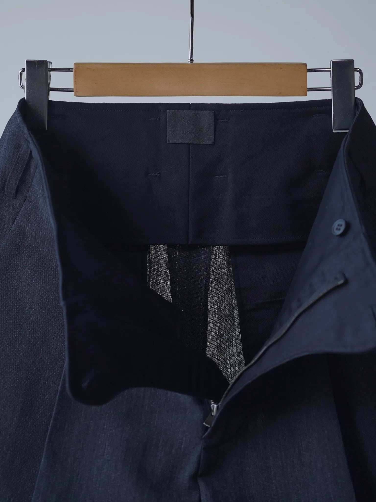 山内-ウール-和紙-サイドシームレスワンタックパンツ-charcoal-black-11