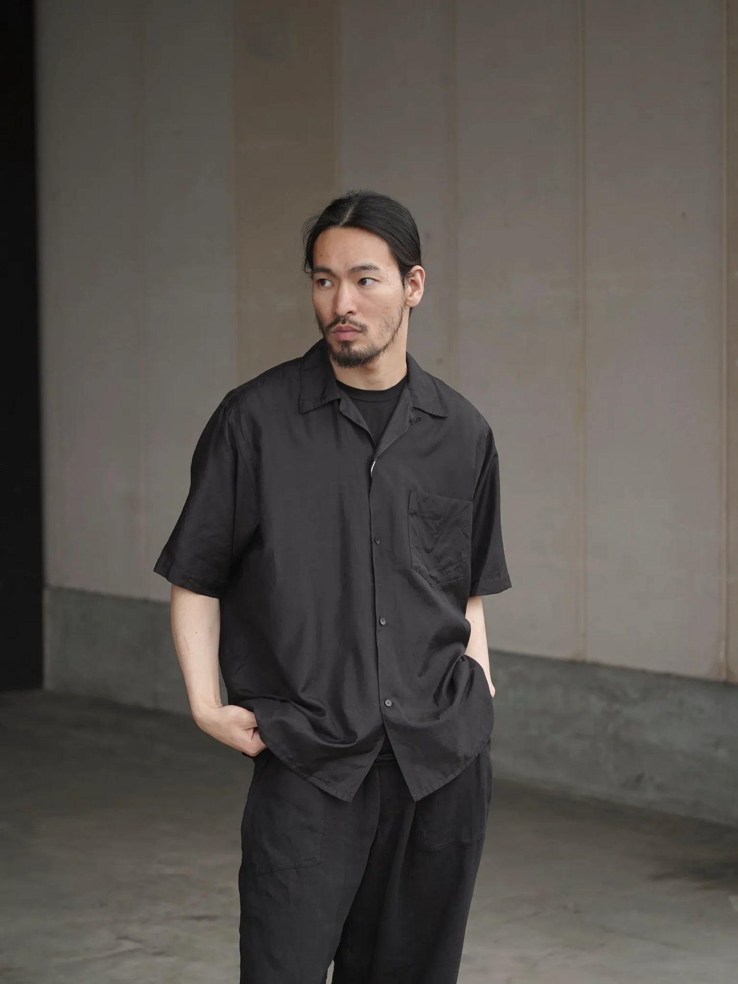 COMOLI | ウールシルク 半袖オープンカラーシャツ BROWN