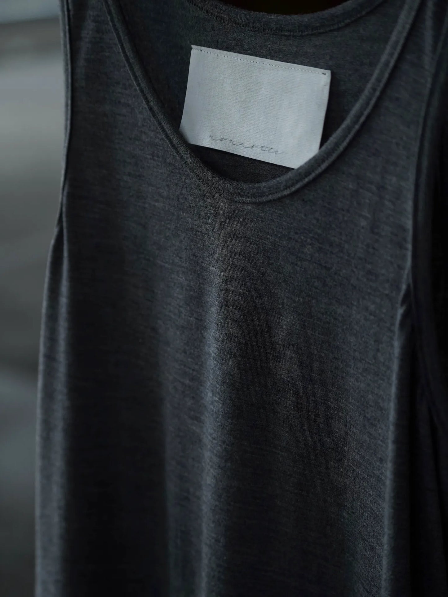 nonnotte | Standard Tank Top Charcoal
