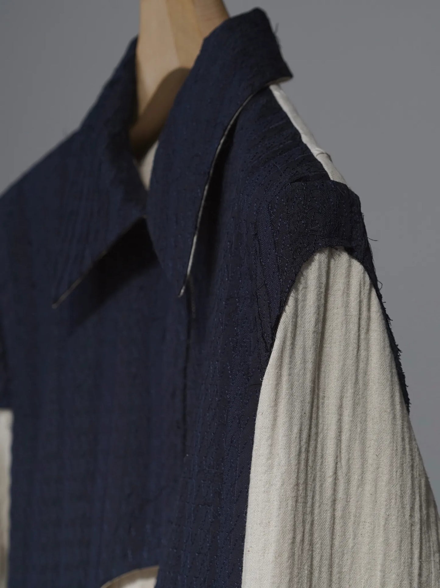 Nobuyuki Matsui | Zzip up blouson NVY