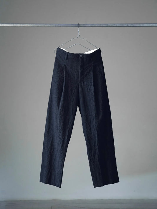 calmlence | SINGLE PLEATED WIDE STRAIGHT BLKST