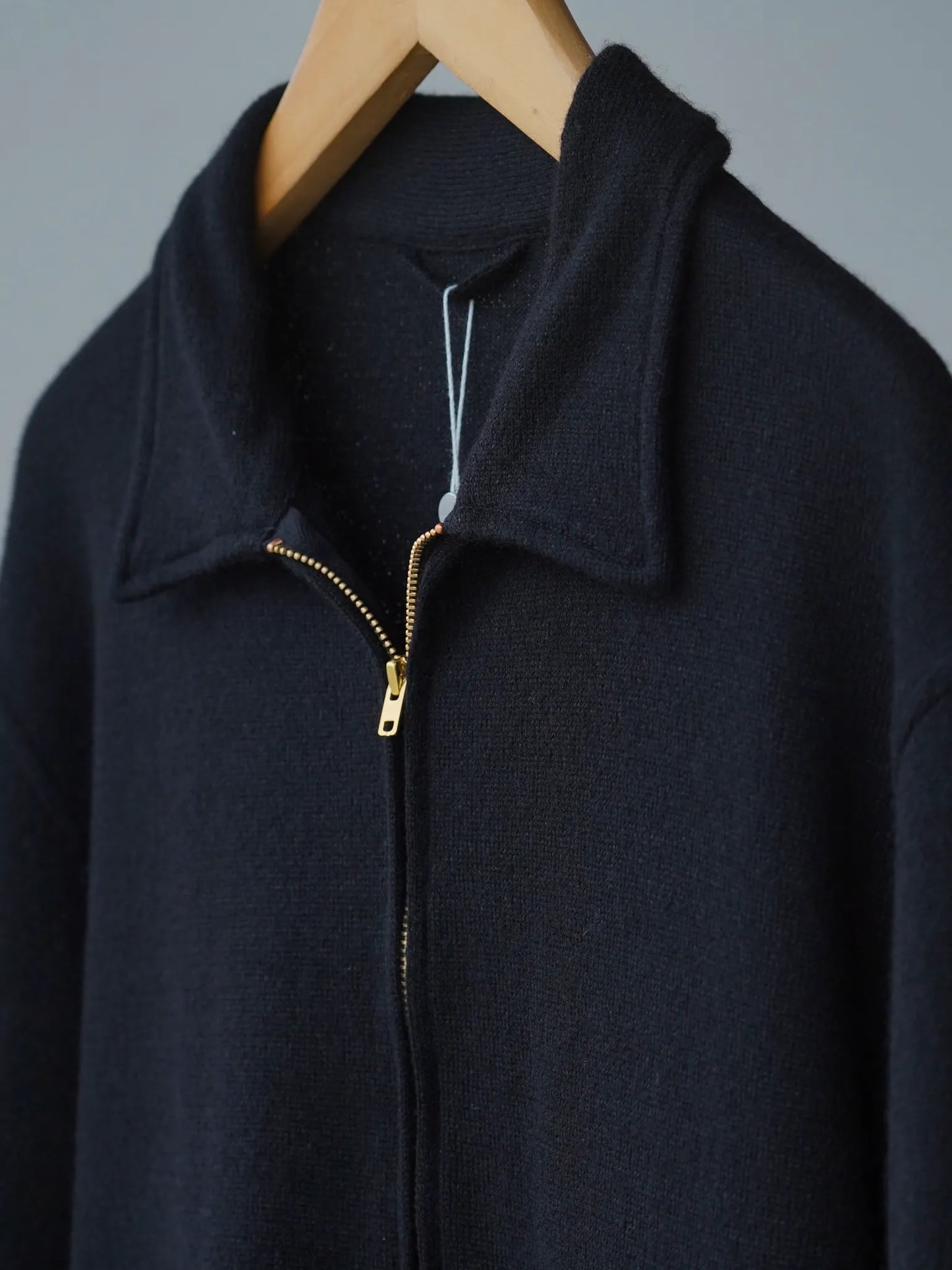 COMOLI | カシミヤ和紙 ジップショートジャケット BLACK