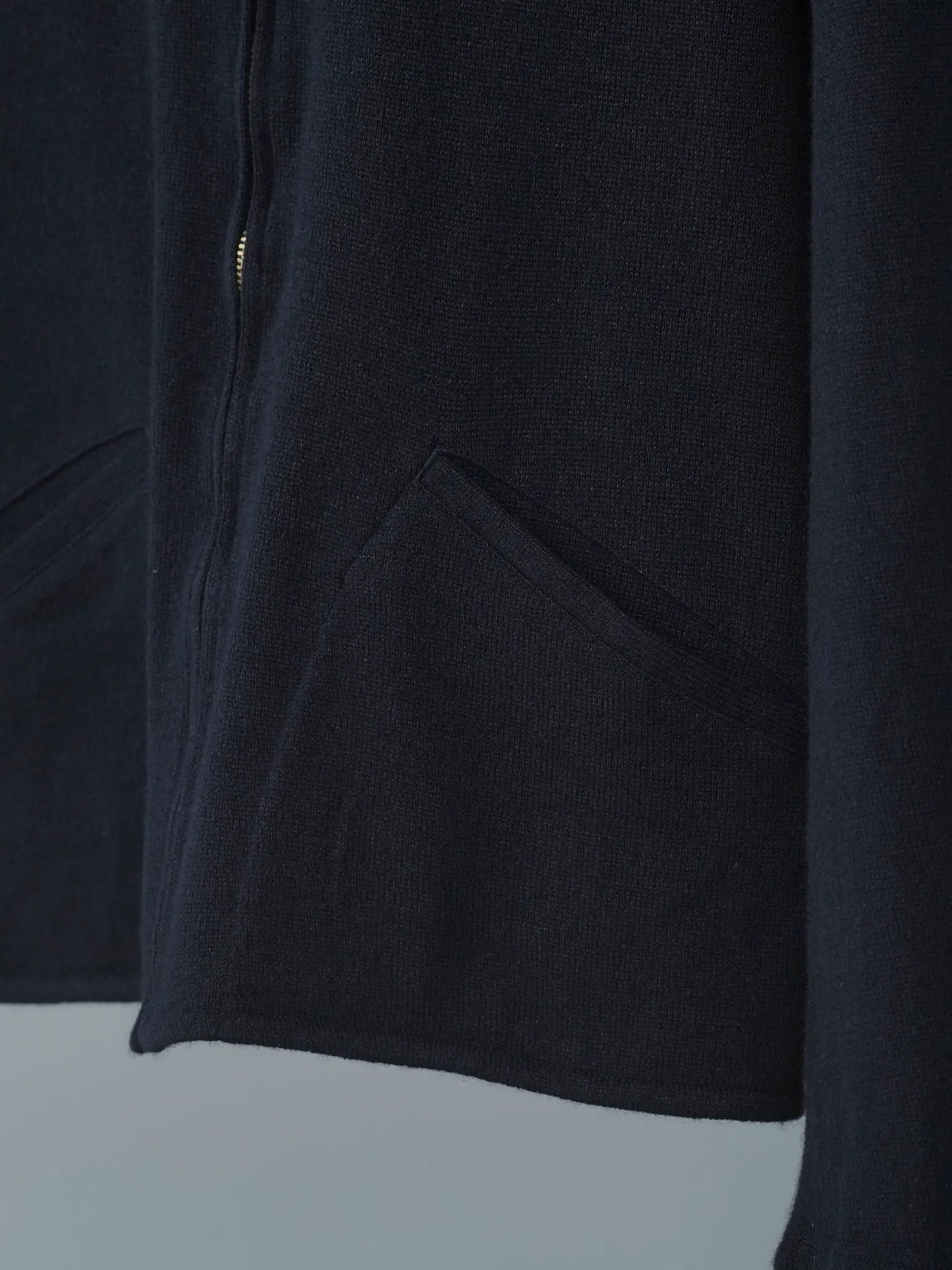 COMOLI | カシミヤ和紙 ジップショートジャケット BLACK